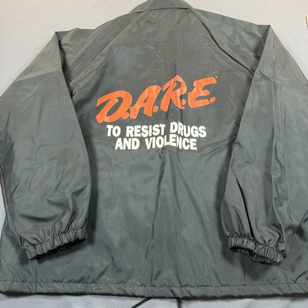 Vintage DARE Coaches‎ Jacket Cardinal Black Made in USA Large Snap Windbreaker